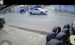 Tire Flies Off and Rolls Across Street