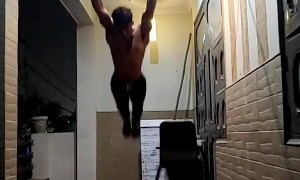 Freestyle Calisthenics Sessions Ends in Hard Faceplant