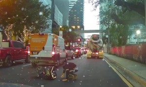 Bicycle Courier Almost Crushed by Truck