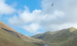 Dashcam Captures Four American Fighter Jets Flying Over Road