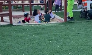 Man in Alien Costume Accidently Scares Children