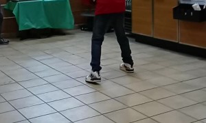 Screaming Over Sandwiches