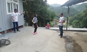 Blindfolded Daughter Gets Duped