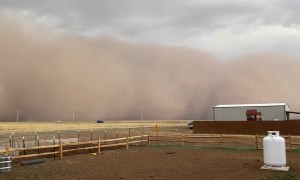 Massive dust storm incredible caught on camera