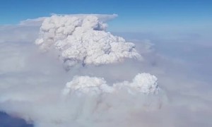 Wildfire footage captured from overhead passing airplane