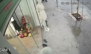 Baby Opening Glass Door Accidentally Shatters it