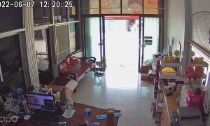 Wall-Mounted Fan Blade Flies Across Room