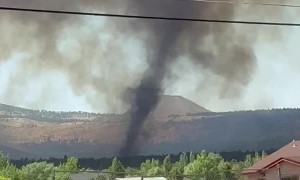 Pipeline Fire Near Flagstaff, Arizona