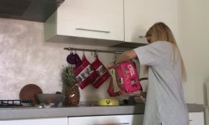 Cinnamon the Dog Jumps for Lunch