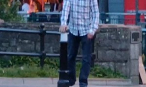 Dude Demonstrates Fancy Footwork