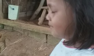 Little Girl is Mosquito Whisperer