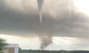 Andover Tornado Moving Quickly Through Town
