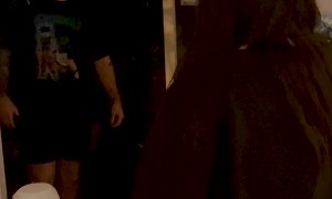 Sister Flies From UK To Australia to Surprise Brother After 5 Years