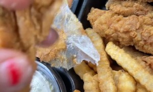 Mom is Served Fried Paper Instead of Fried Chicken