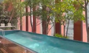 Earthquake Shakes Pool at Top of Building in Mexico