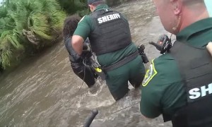 Sheriff's deputies rescue woman trapped in surging waters