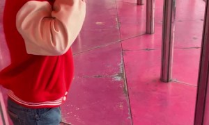 Kid Can't Find His Way in Glass Maze
