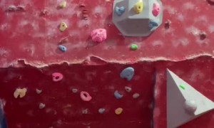 Epic wall climbing fail captured on camera 
