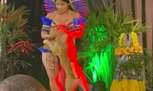 Puppy Climbs on Stage and Steals the Show