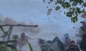 Strong Waves Push People Back