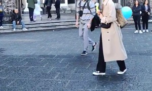 Bumping Around a Balloon