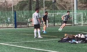 Cheerleader Falls Off Bench
