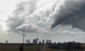 Time-Lapse of EF-1 Tornado in Iowa