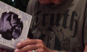 The Sweetest Pregnancy Reveal