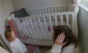 Girl Whacks Mom in the Head When She Isn't Looking