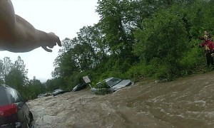 NY state police rescue stranded motorists amid flash floods