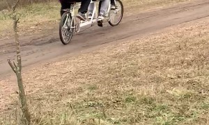 Tandem Bike Doesn't Work So Well