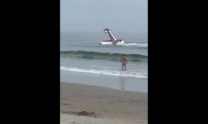 Small plane crashes into ocean off Hampton Beach