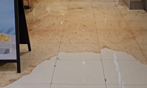 Dirty Water Floods Taguig Building