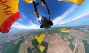 Backup Parachute Saves Wingsuit Pilot's Life