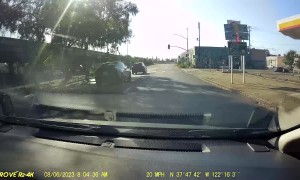Jeep Runs A Red Light