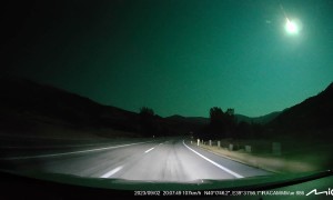Stunning Meteor Lights Up The Night Sky in Turkey
