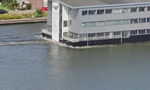 The Traveling Office