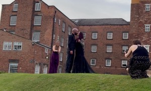 This Bridesmaid Understood the Assignment