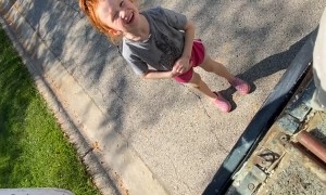 Girl Is Disappointed in 'Kidnapper Van'