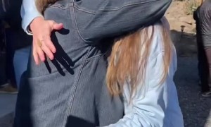 Mom surprises daughter at baby shower