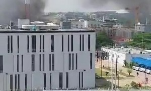 Extreme footage shows the Canadian Embassy on fire in Nigeria 