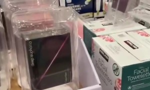 Advertisement Gives Guy the Creeps