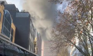 Huge blaze breaks out at high-rise building in Reading