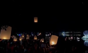 Celebrating Loy Krathong in Chiang Mai feels like unreal romantic experience 