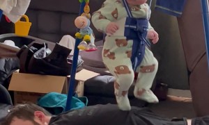 Bouncing Baby Back Massage