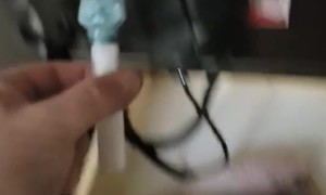 Vlogger Surprised to Find Drug Paraphernalia in Hotel Room