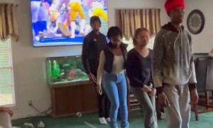 Playing Games At Thanksgiving