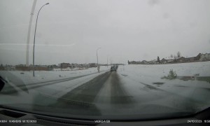 Jeep Slams Into a Light Post Due to Icy Roads