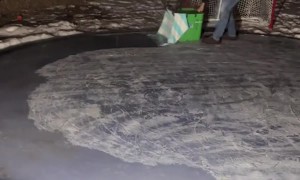 Creative dad makes the coolest DIY ice rink in the backyard 