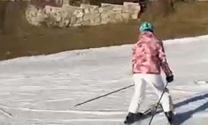 Sister Tries Skiing